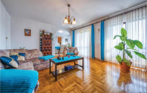 Amazing home in Fuskulin with WiFi and 3 Bedrooms
